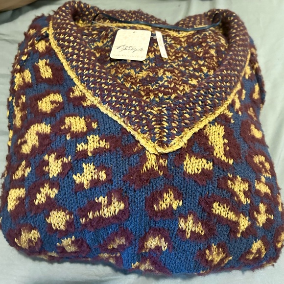 Free People Little Animal Sweater Size: Medium Color: Blue Fig - Picture 5 of 8